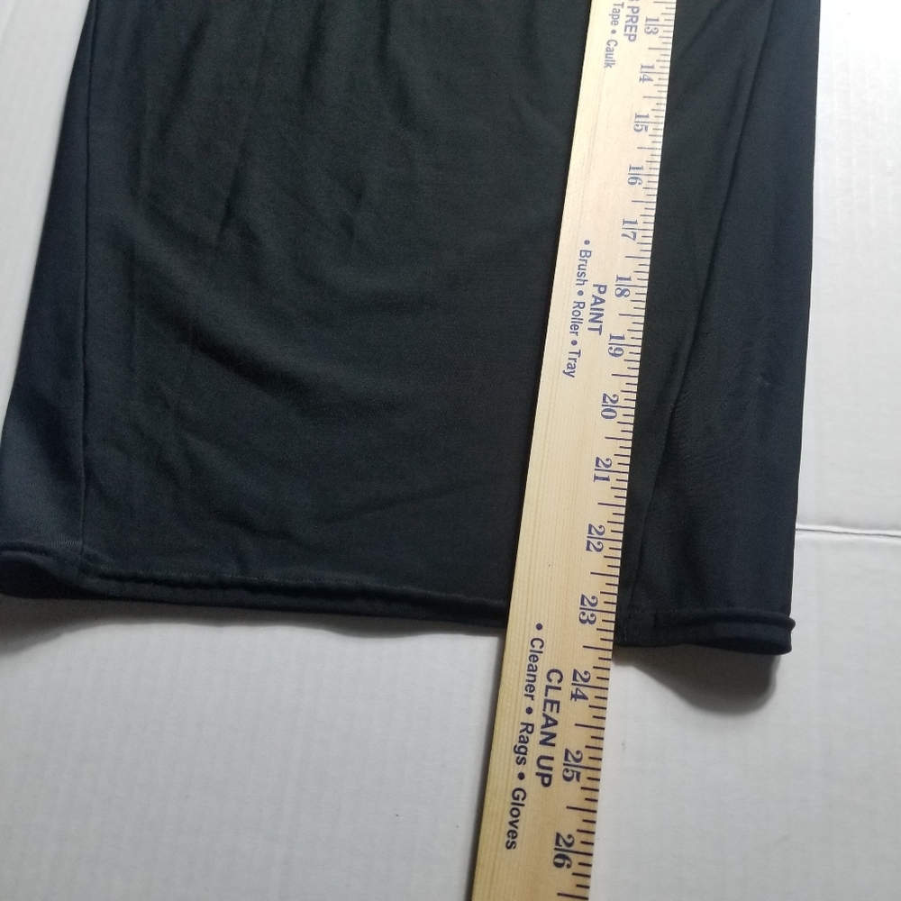 UNDER ARMOUR MEN'S BLACK WITH WHITE COMPRESSION HEATGEAR TANK SIZE SMALL - Picture 5 of 9
